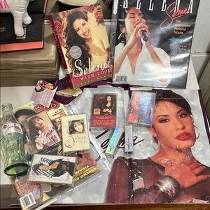 Selena Quintanilla bundle !!!( yes I accept offers )